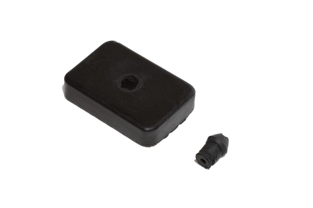 olivetti valentine typewriter feet（交換手順３）