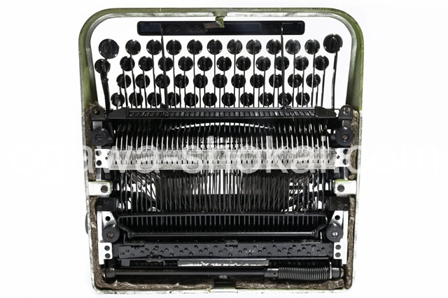 UNDERWOOD Standard Portable 裏面