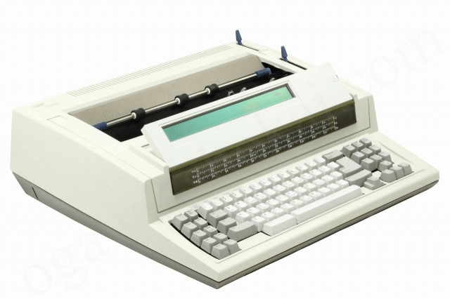 IBM 電子式タイプライター ホイールライター 2500 外観（斜めから）