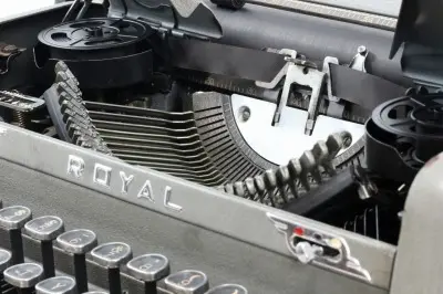 手動式タイプライターの修理