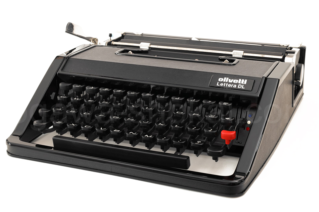 olivetti Lettera Black 中古タイプライター