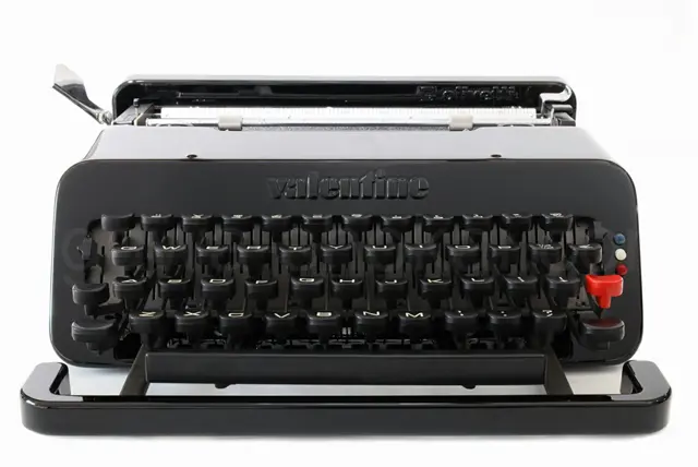 olivetti valentine 正面から