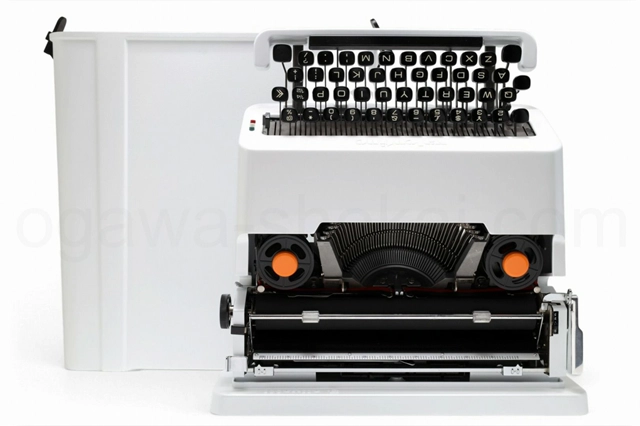 olivetti valentine パールホワイト 中古タイプライター