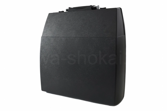 ケースの傷も少なめです。