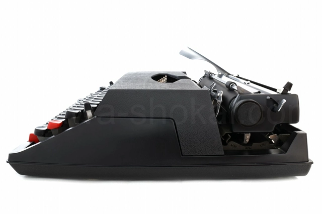 (右面)大きな傷なく良好です。