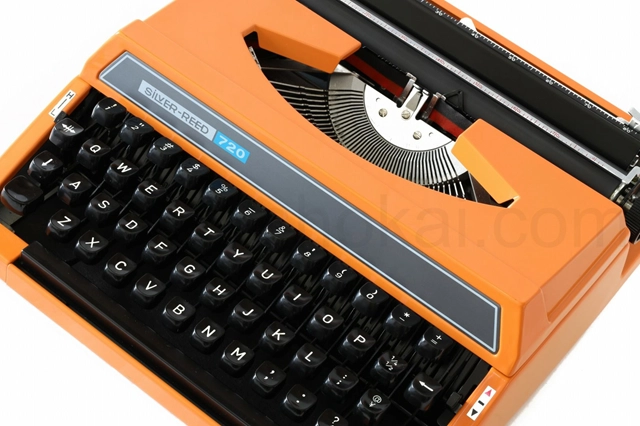 使いやすいタイプライターです