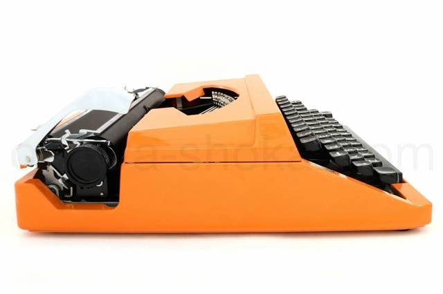 小傷はありますが大きな傷はありません。