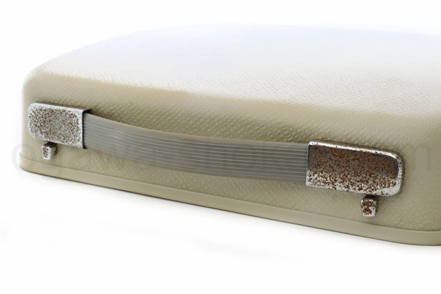 ケース金具の錆