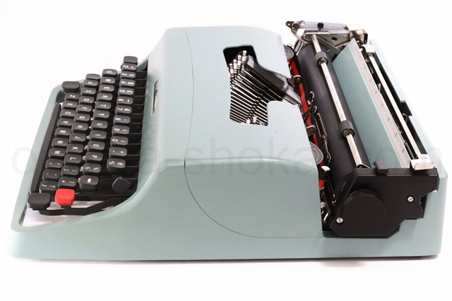 小傷はありますが大きな傷はありません。