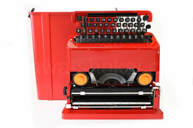 olivetti valentine 赤 中古タイプライター
