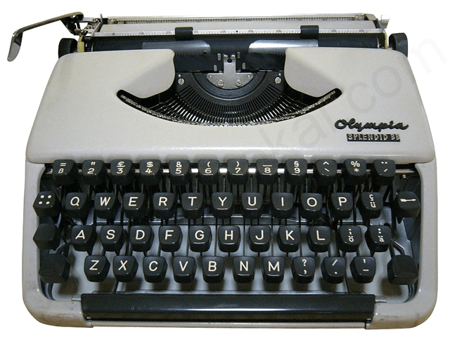 OLYMPIA SPLENDID 33 タイプライター 正面からの外観