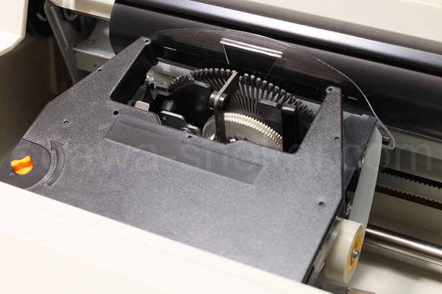 活字やリボンなどの消耗品は新品に交換しています。
