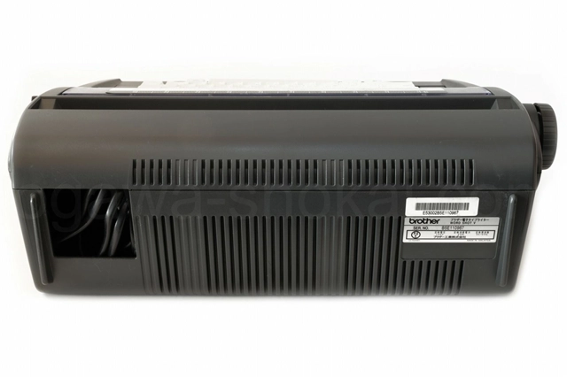 安心の国内企業brother製のタイプライター