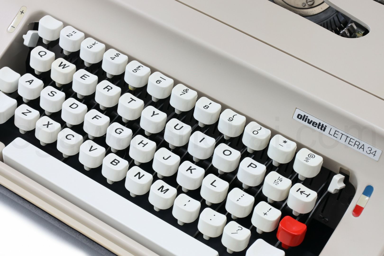 olivetti LETTERA 34 中古タイプライター｜タイプライター専門店