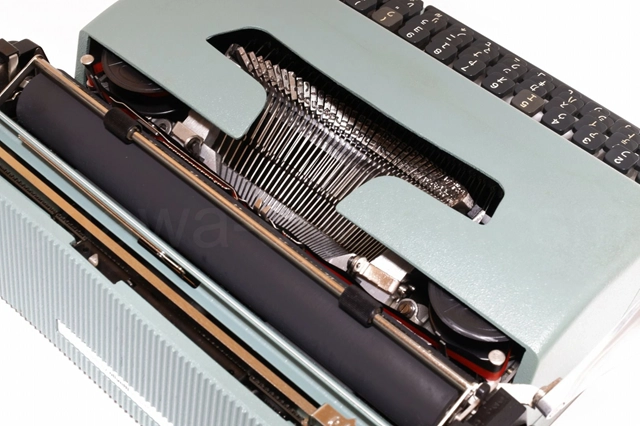 olivetti Lettera 32 キーボード