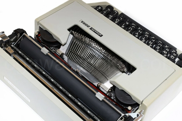olivetti DORA キーボード
