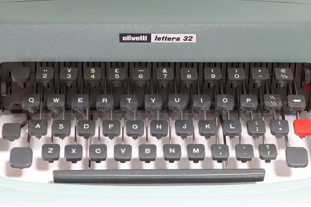 使いやすいスタンダードな英文配列のキーボード